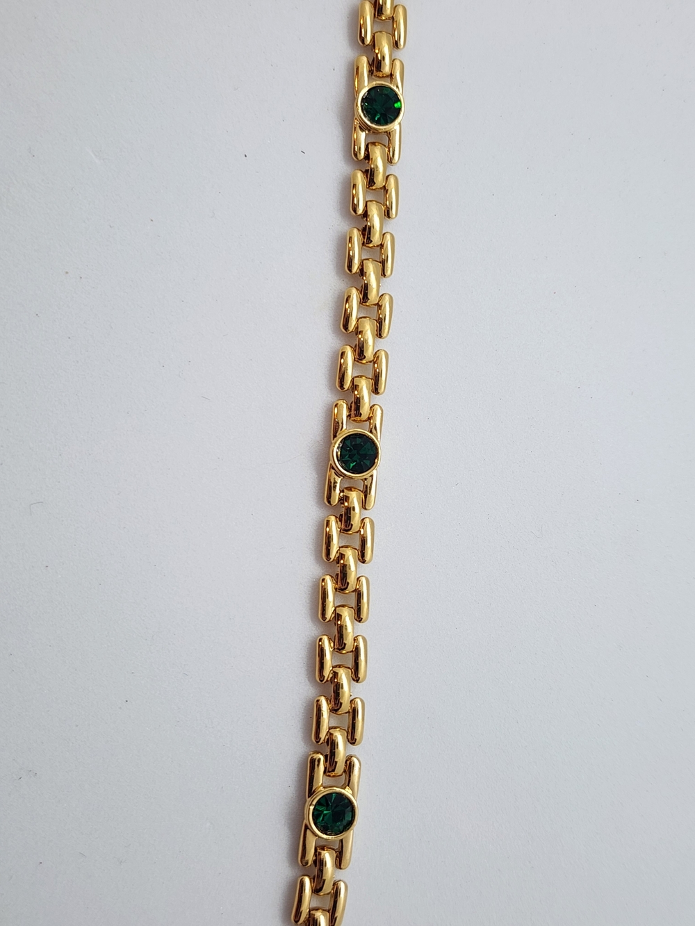 Vintage Trifari Gold Tone Emerald Green Rhinestone Bar Link Bracelet, Size 7.5